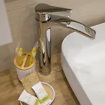 Gasthuis Majamy House 3*