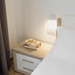 Majamy House 奧爾比亞